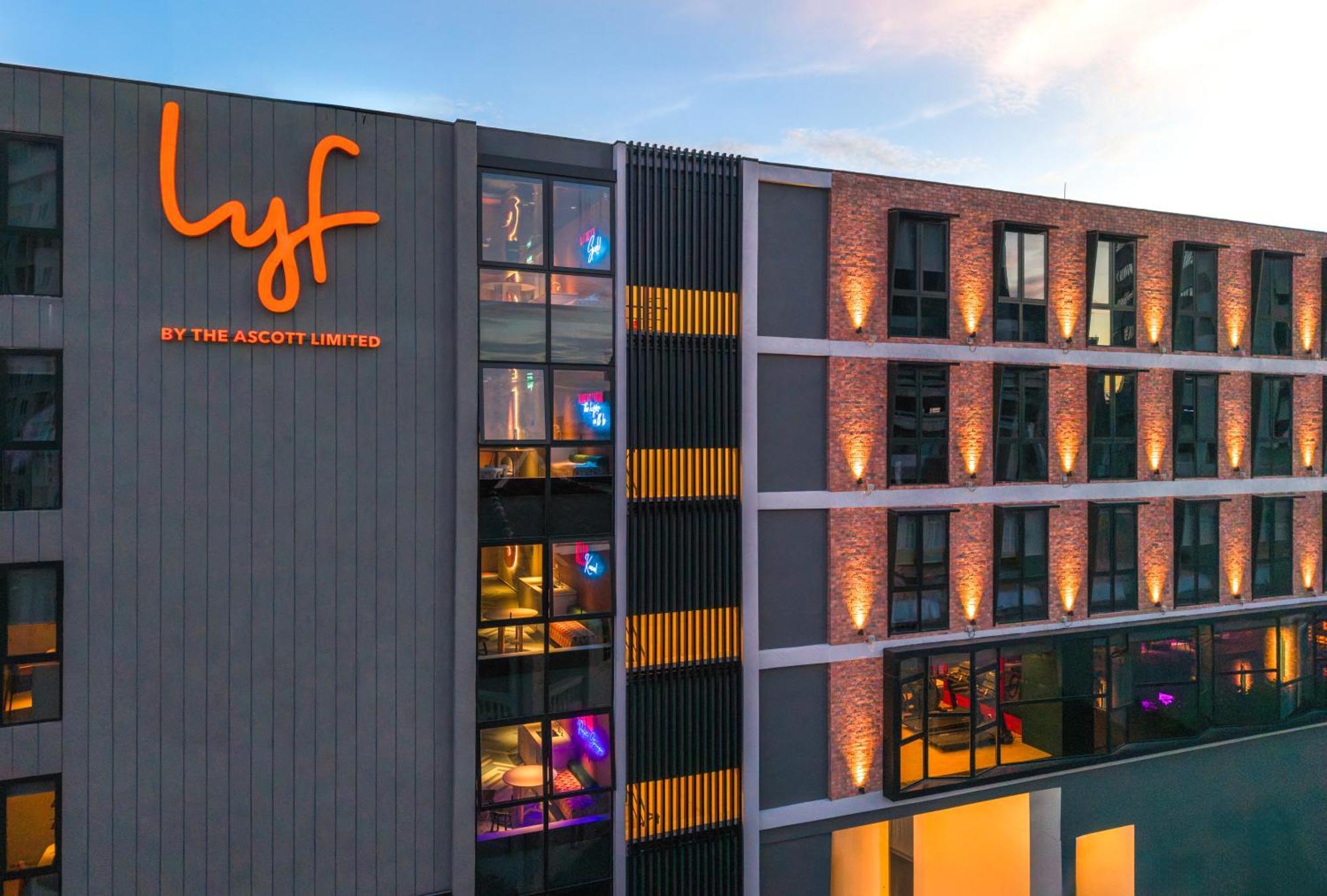 Отель Lyf Georgetown Penang Экстерьер фото
